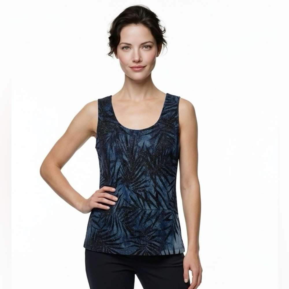 Chico’s beautiful shimmering tank    LTOP445